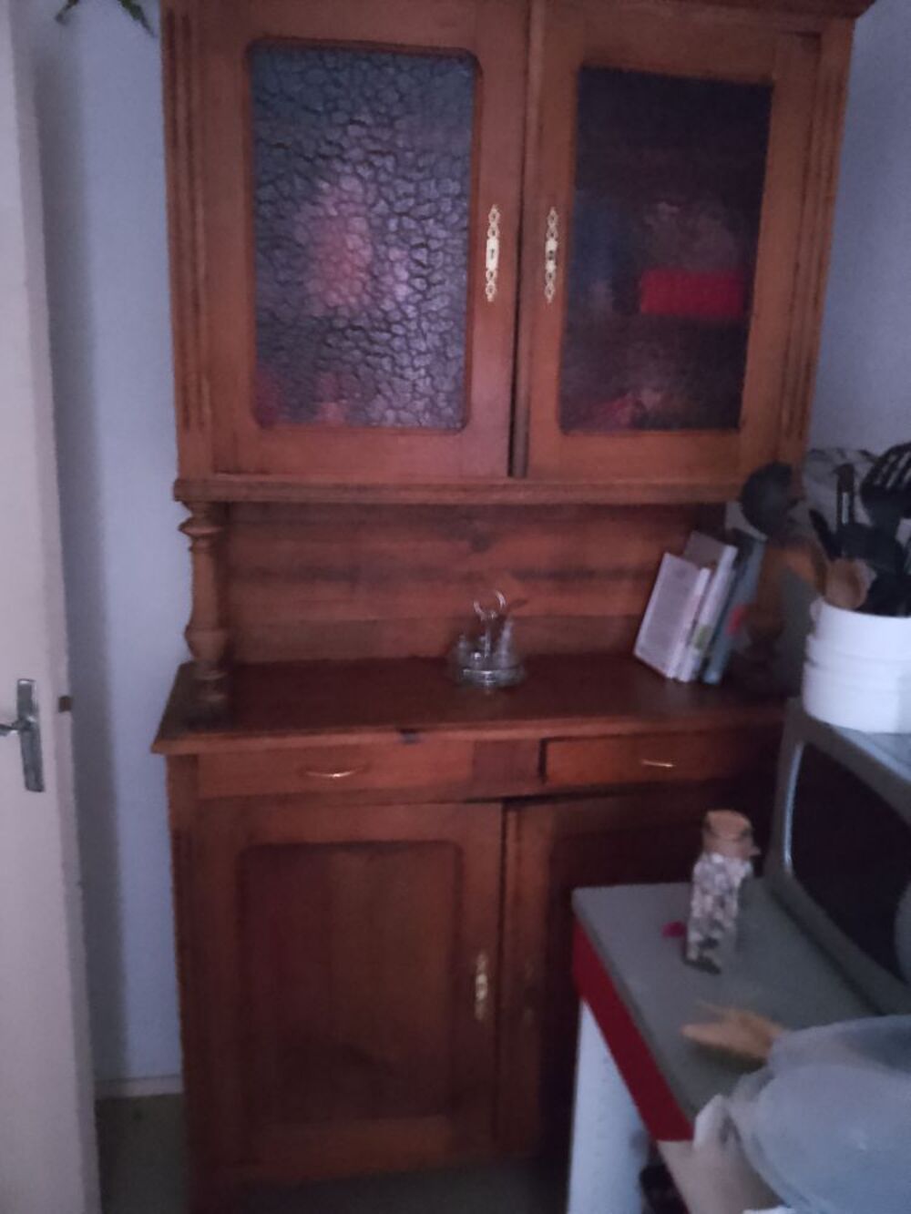 BUFFET DE CUISINE ANCIEN EXCELLENT ETAT Meubles