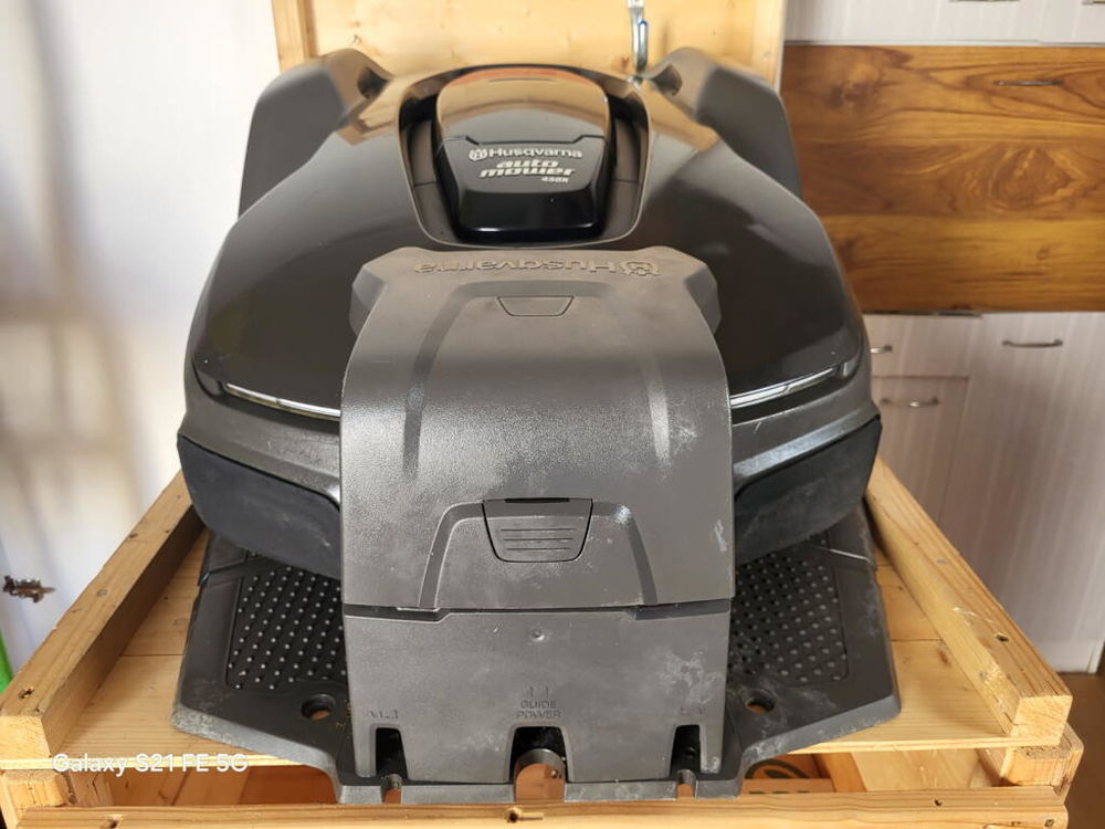 ROBOT DE TONTE HUSQVARNA 430X Jardin