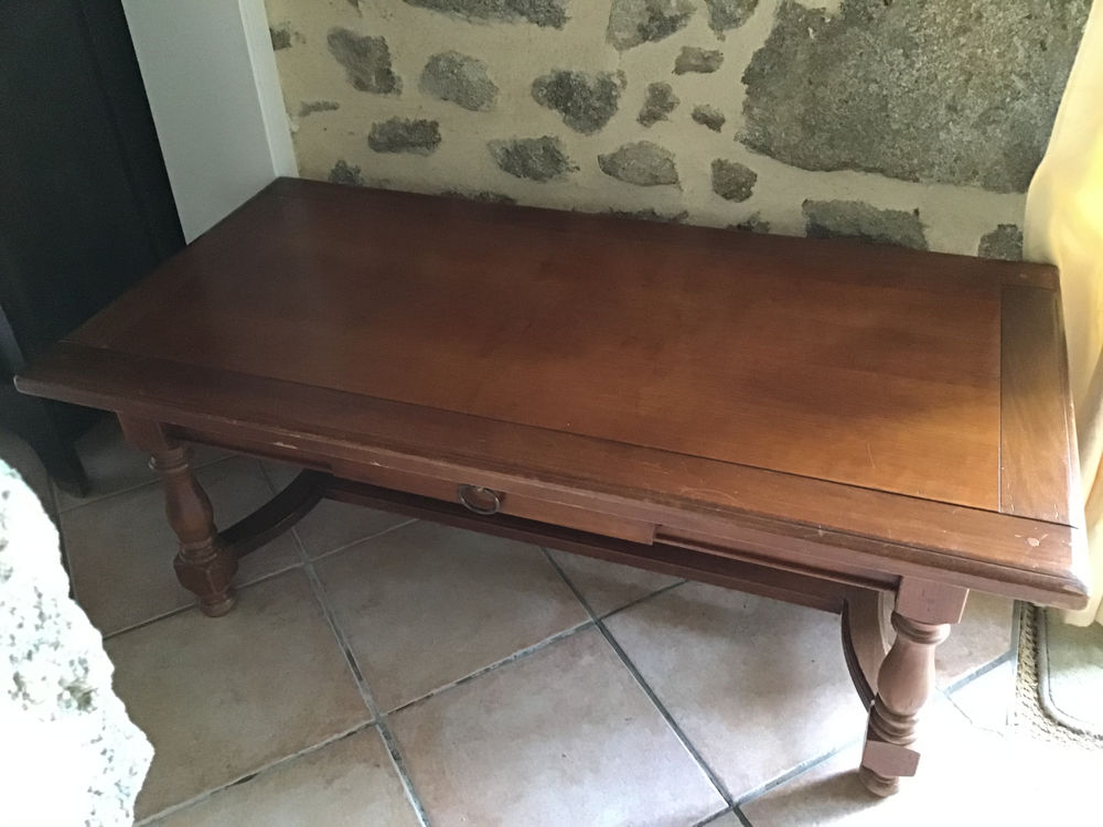 Table basse de salon en merisier Meubles