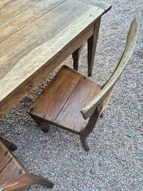 Table en bois massif vintage et les 6 chaises Cagnes-sur-Mer (06)