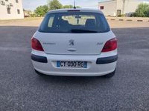 307 1.6i 16V XR Pr&eacute;sence occasion 38300 Bourgoin-Jallieu