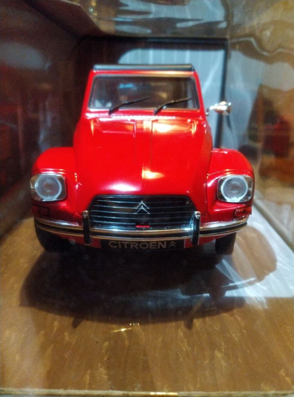 CITROEN DYANE 6 ROUGE SOLIDO 1/18 