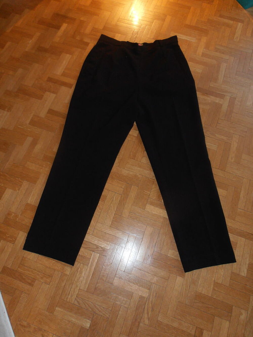 Pantalon cigarette noir (80) Vêtements