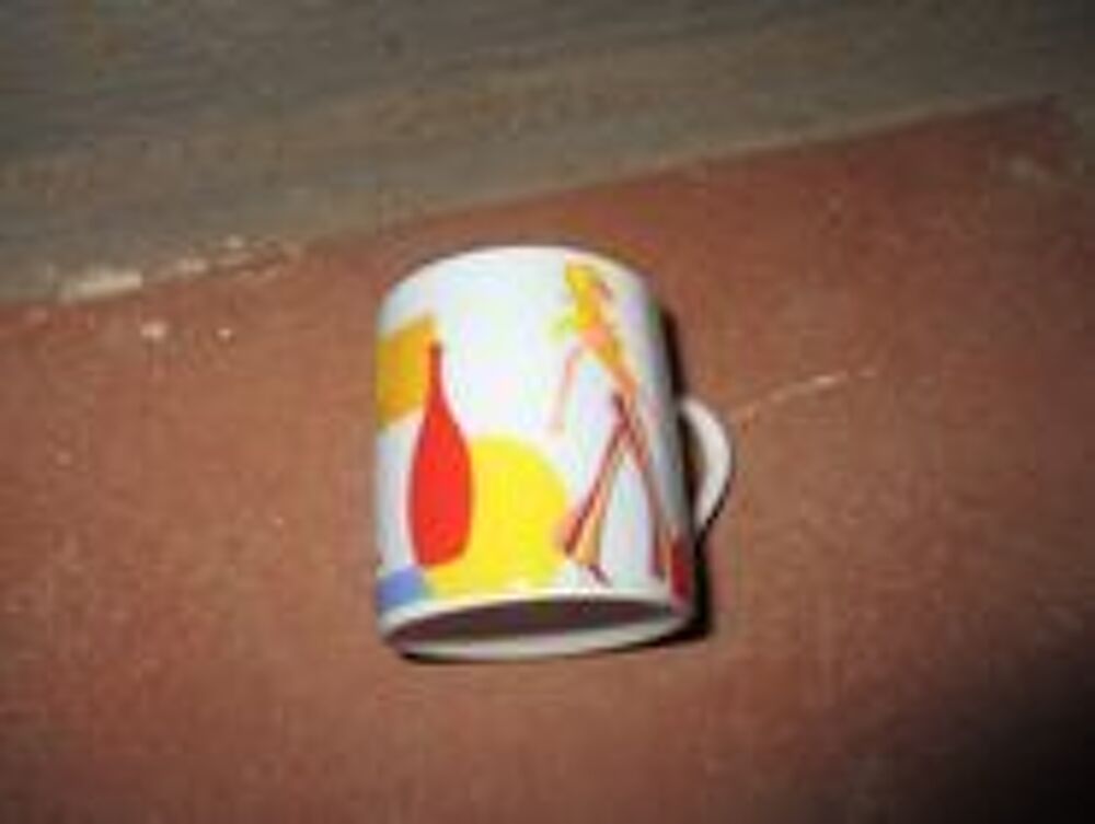 3 tasses finecasa Décoration