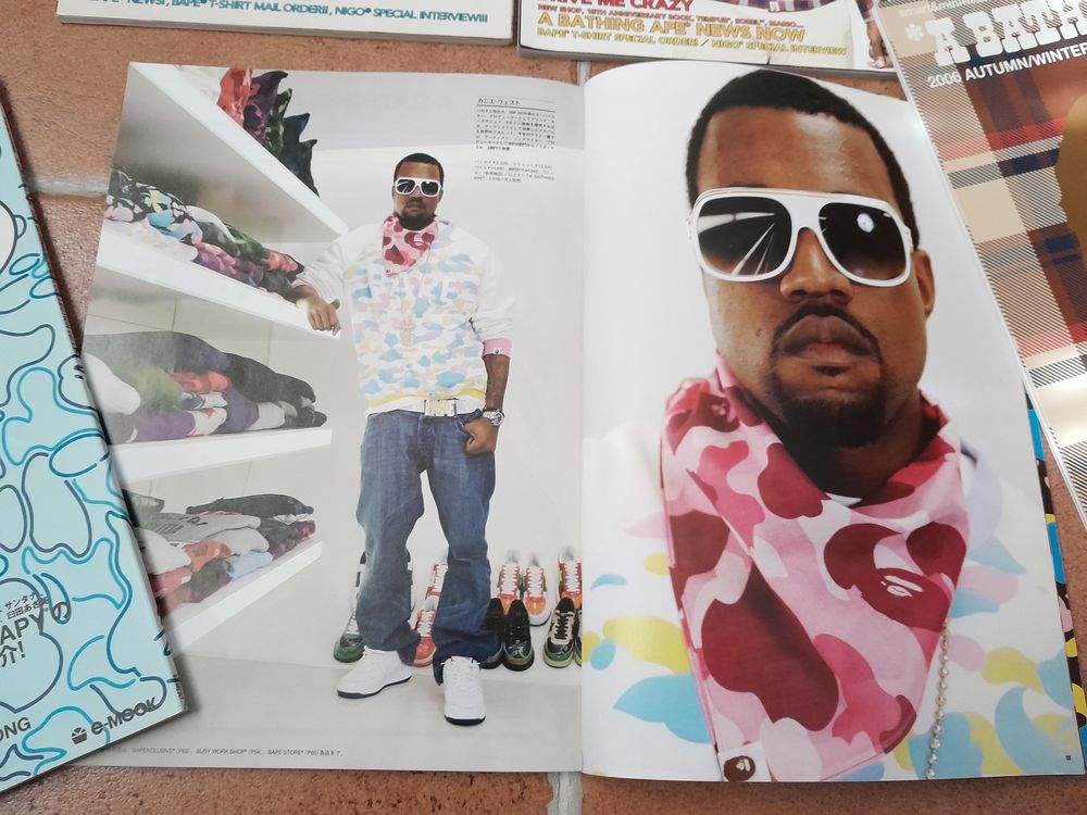 A Bathing Ape Bape E-MOOK Catalogue 2006 2007 2008 Pharrell Livres et BD