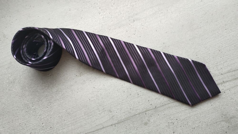 Cravate Brice 100% Soie - Noire &agrave; Rayures Mauves &amp; Violettes Vêtements