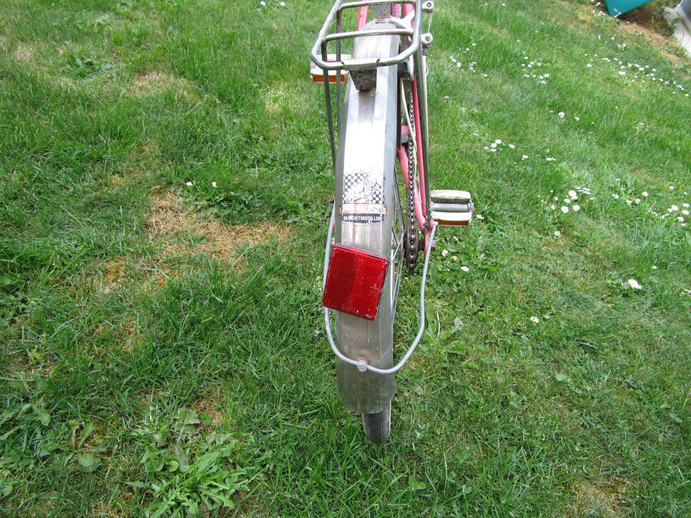VIEUX VELO annee 80 "MISS PEUGEOT" LOT PMii9 Vélos