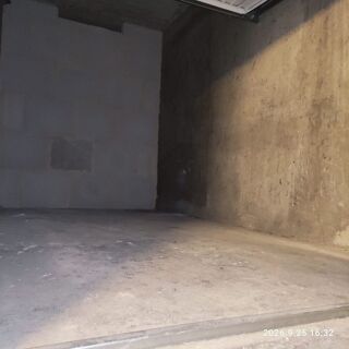  Parking / Garage à louer 12 m²