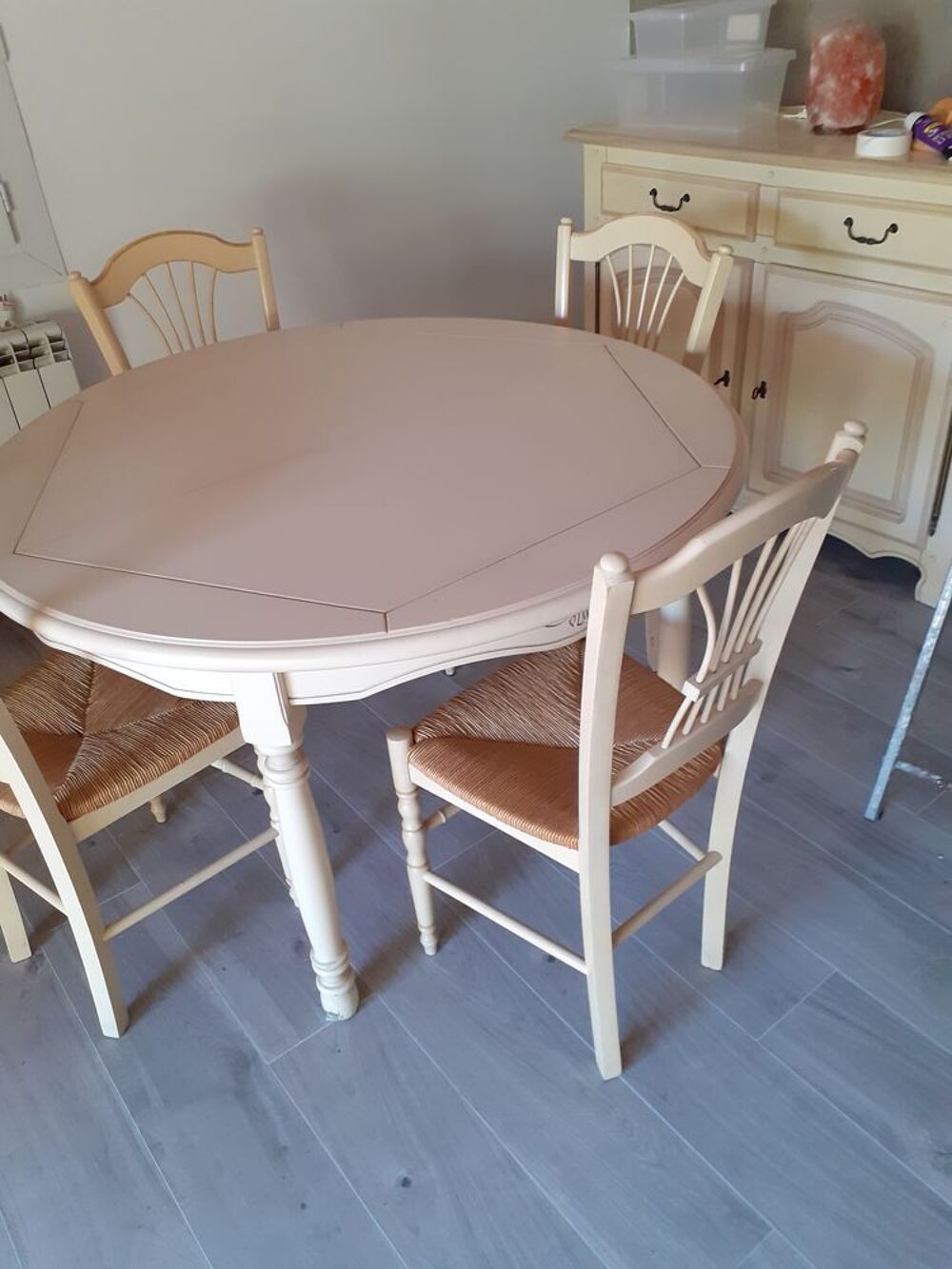 Salle &agrave; manger Meubles