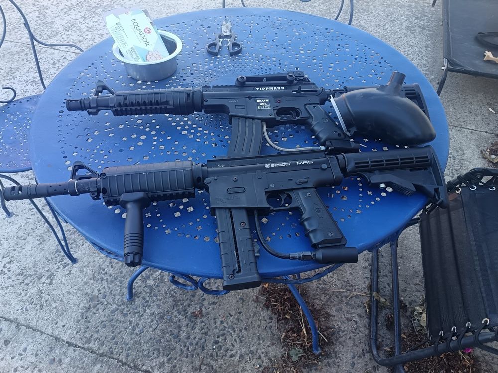 2 paintball Sports