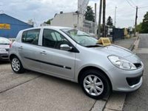 Clio III Clio 1.5 dCi 70 Expression 2008 occasion 42700 Firminy