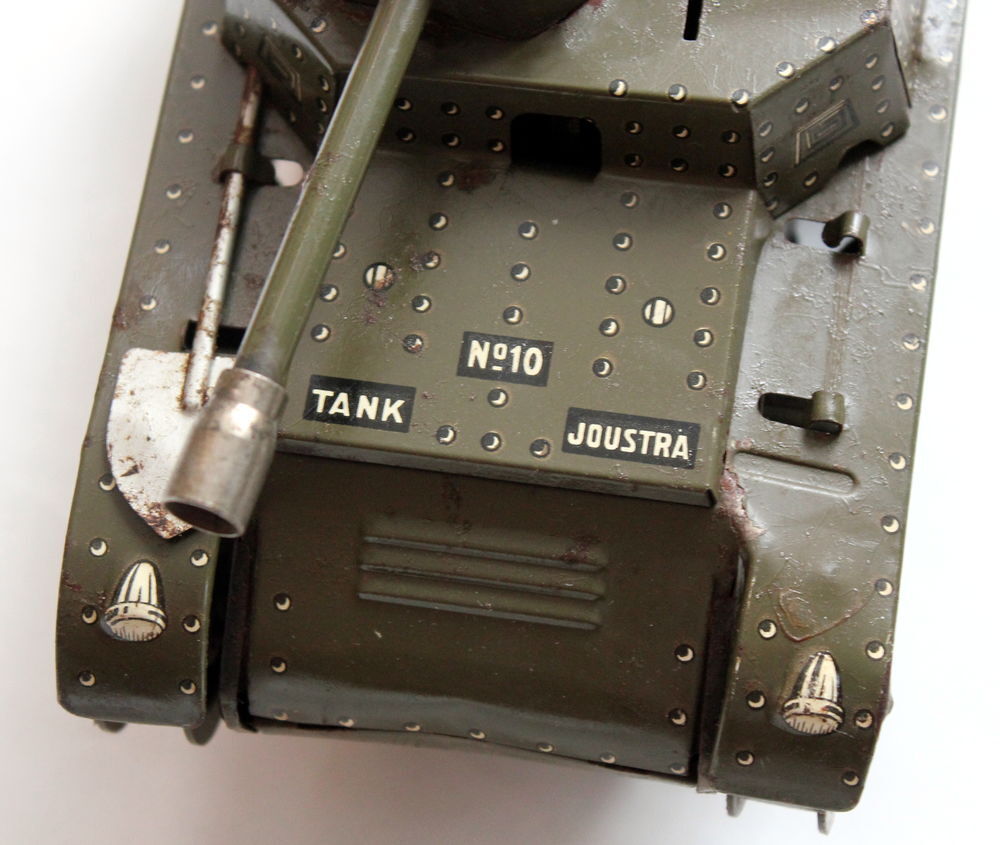 Tank jouet t&ocirc;le &agrave; clef JOUSTRA Tchad n&deg;10 vers 1960 Jeux / jouets