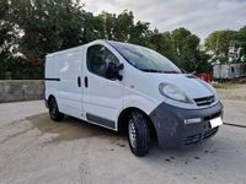 Vivaro VIVARO FGN F2700 C1 1.9 CDTI - 82 PACK CLIM 2005 occasion 17290 Thair&eacute;