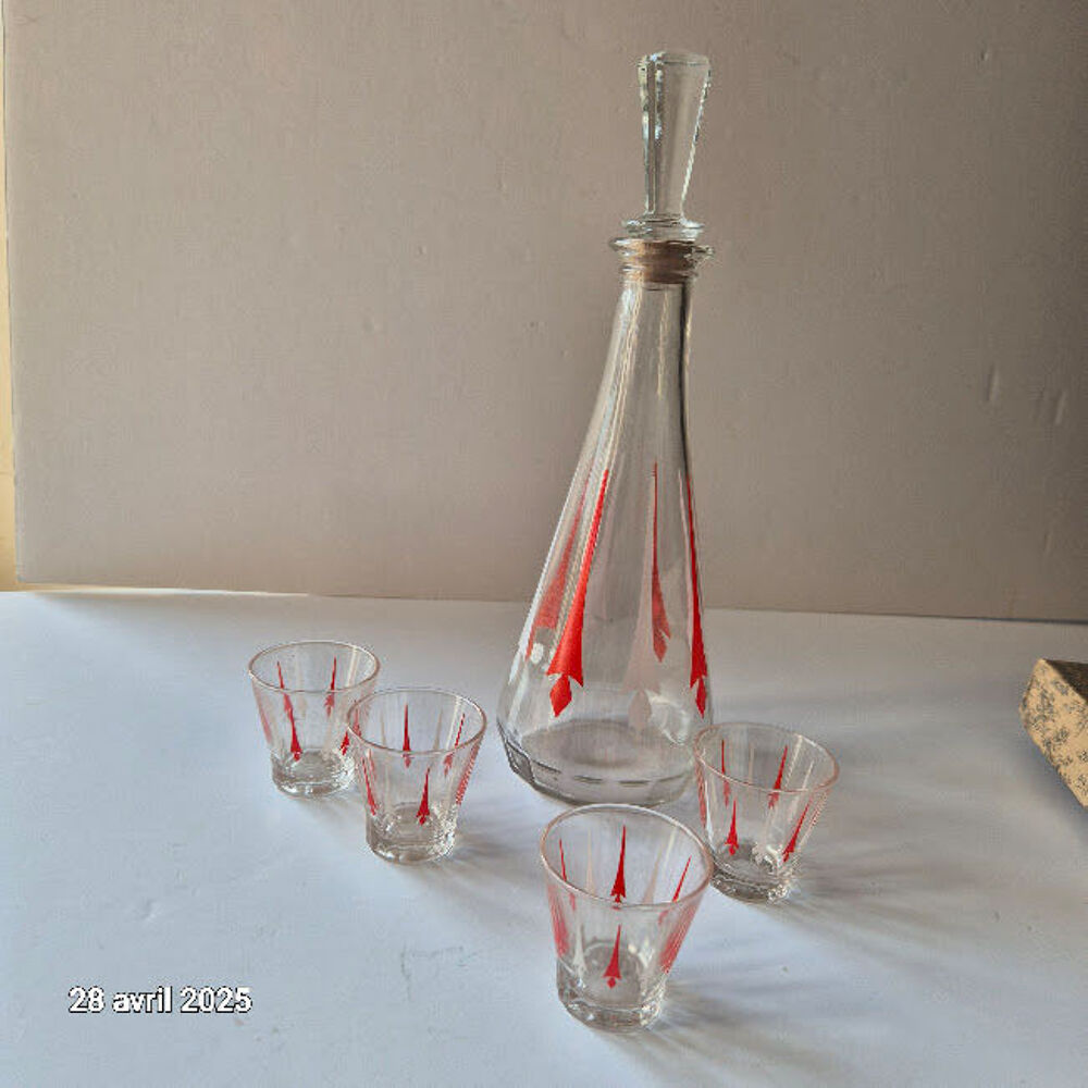 Magnifique service &agrave; liqueur des ann&eacute;es 50 , carafe &agrave; boucho Cuisine