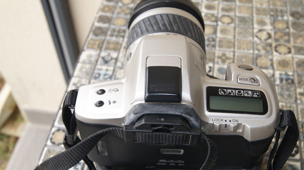appareil photo argentique. Photos/Video/TV
