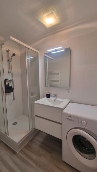  Appartement à louer 2 pièces 43 m² Frontignan