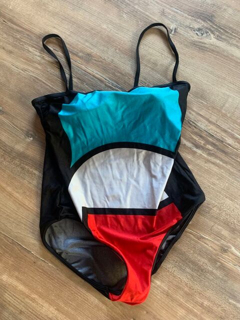 Maillot de bain femme 1 pièce Saleilles (66)