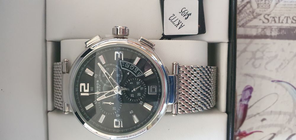 Montre Akribos Bijoux et montres
