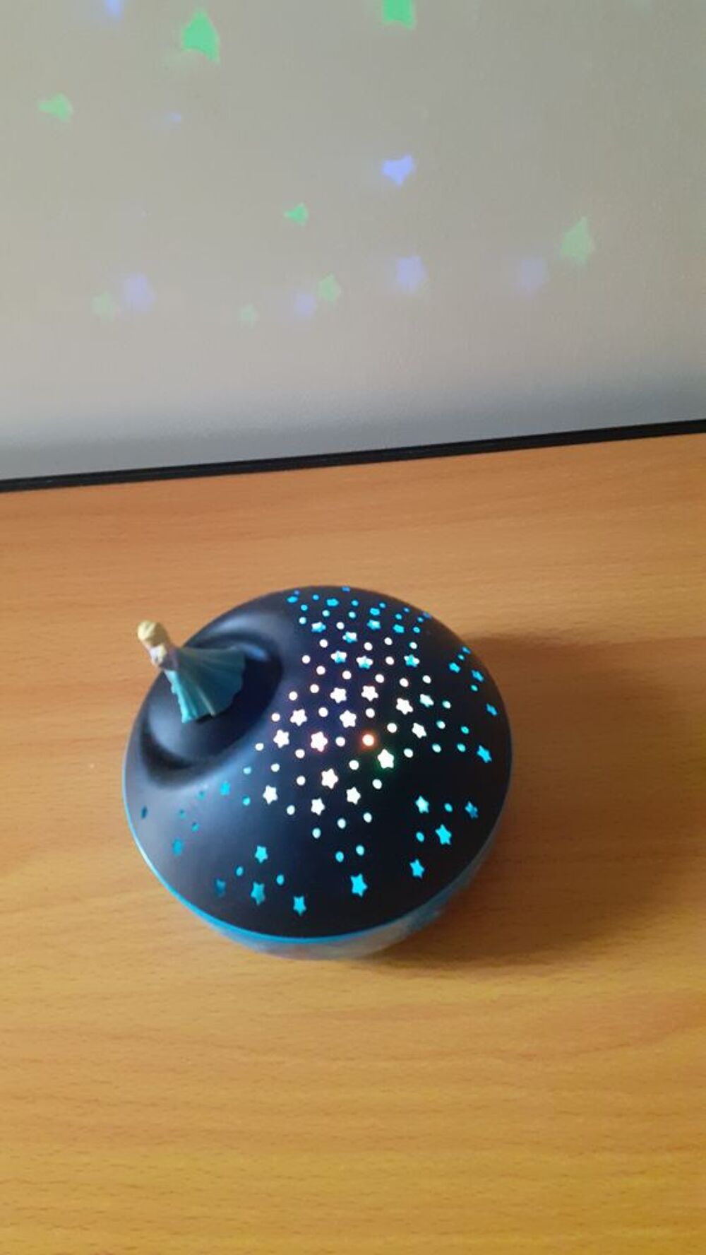 Projecteur d'&eacute;toiles la Reine des Neiges Jeux / jouets