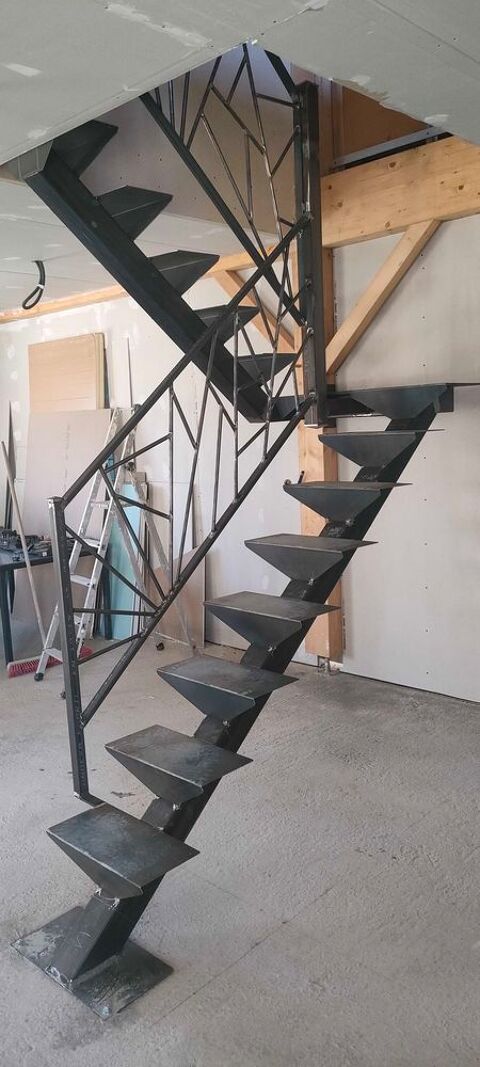 ch&agrave;&cent;ssis d'escalier 0 40800 Aire-sur-l'adour