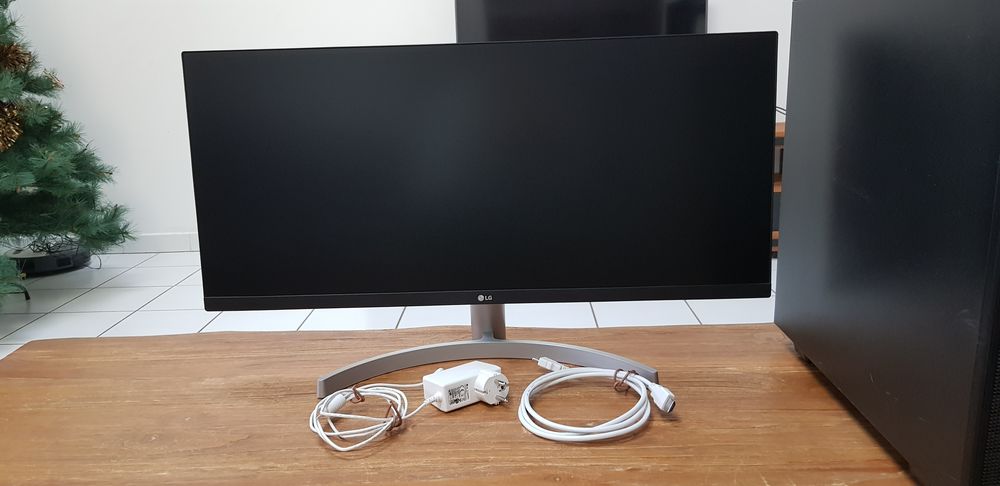 Pack MAO complet - PC sur mesure+ &eacute;cran + enceintes + casque Audio et hifi