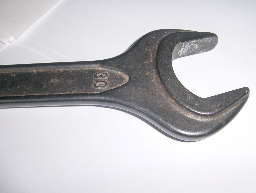 COLLECTOR - Clef plate DIN 895 -- 30 x 32 --- ($)
Bricolage