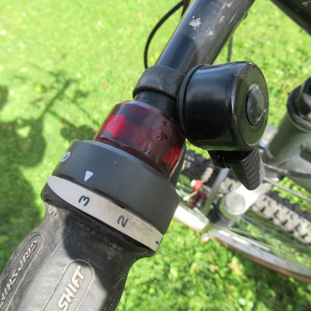 V&eacute;lo rockrider adolescent (Gris) Vélos