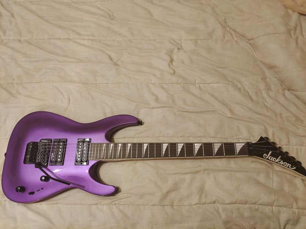 Guitare Jackson Dinky AH Violette Instruments de musique