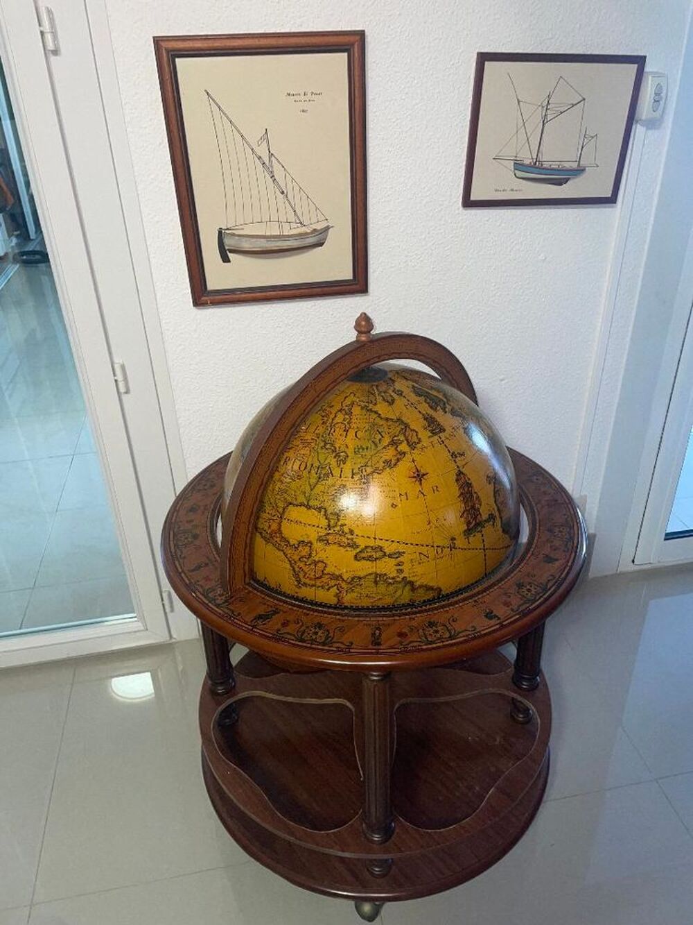Bar globe design Décoration