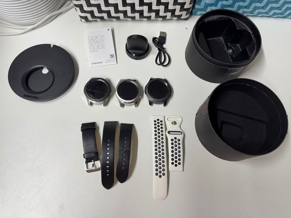 ?Lot de 3 Montres Connect&eacute;es Samsung ?? Bijoux et montres