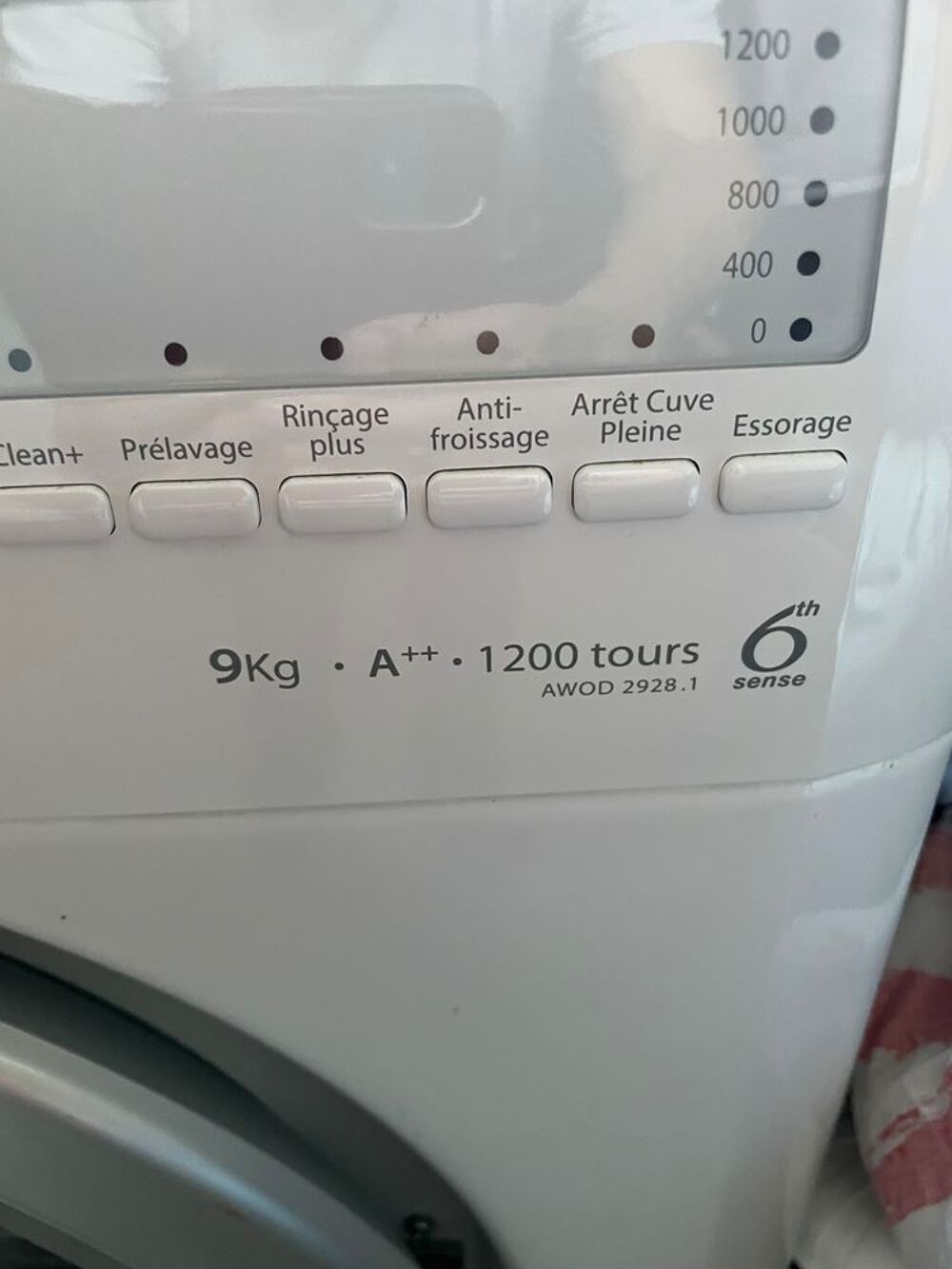 Lave-linge Whirlpool 9kg - Tr&egrave;s bon &eacute;tat Electroménager