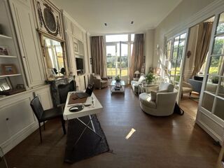  Maison à vendre 12 pièces 364 m²