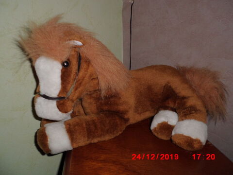 poney marron et blanc cp 16 Oignies (62)