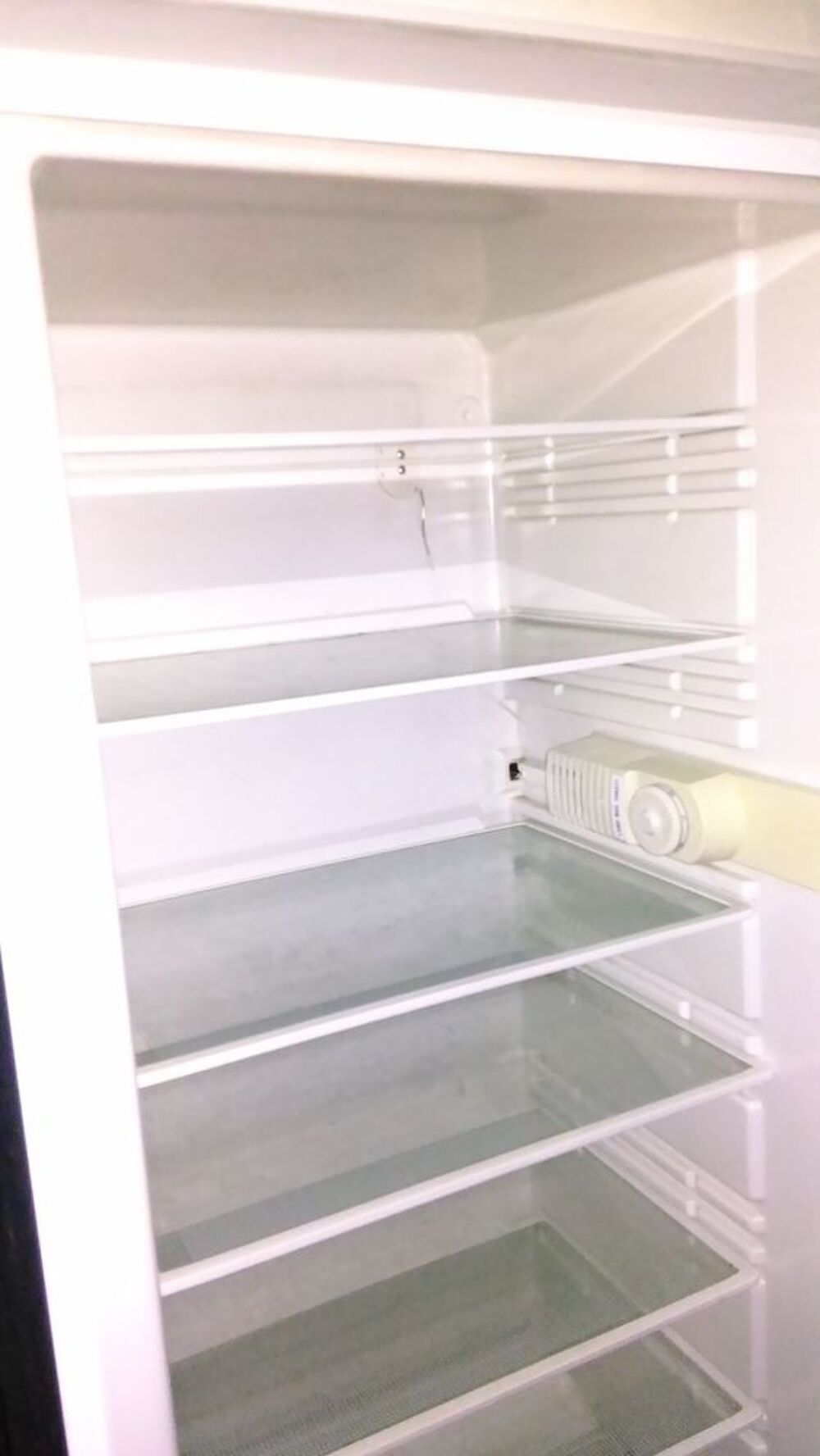 Donne frigo.
Electroménager