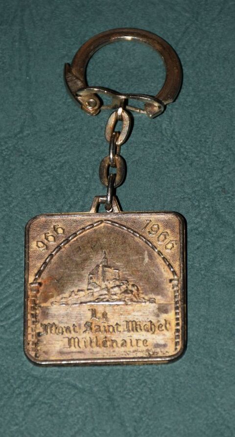 Porte Cls Magdeleine mtal - Millenaire Mont St Michel 1966 5 Roissy-en-Brie (77)