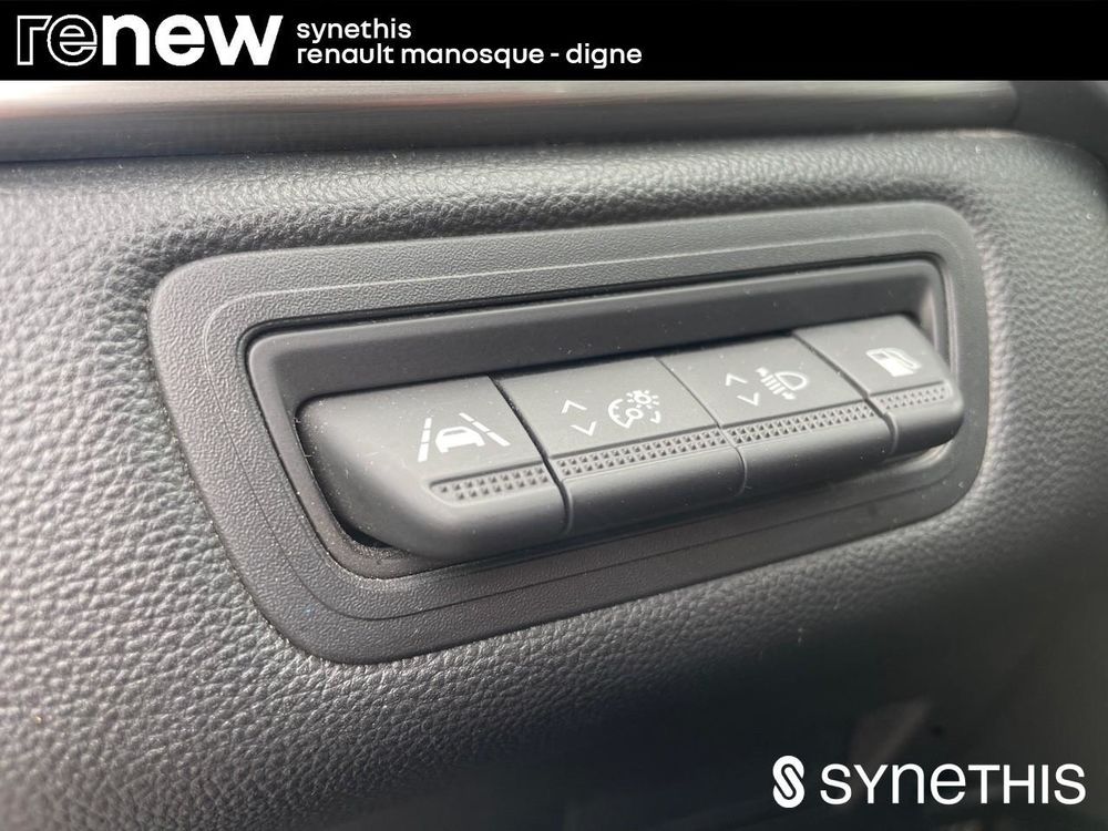 Captur E-Tech Plug-in 160 Intens 2021 occasion 04100 Manosque