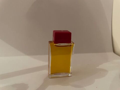 Mini miniature collection parfum petit  5 Bures-sur-Yvette (91)