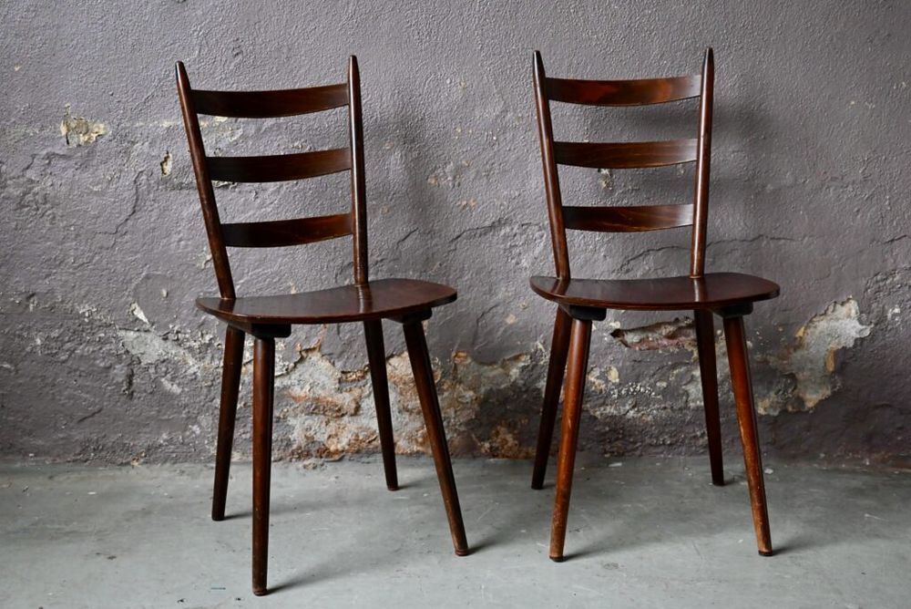 Paire de chaises bistrot en bois de style vintage scandinave Meubles