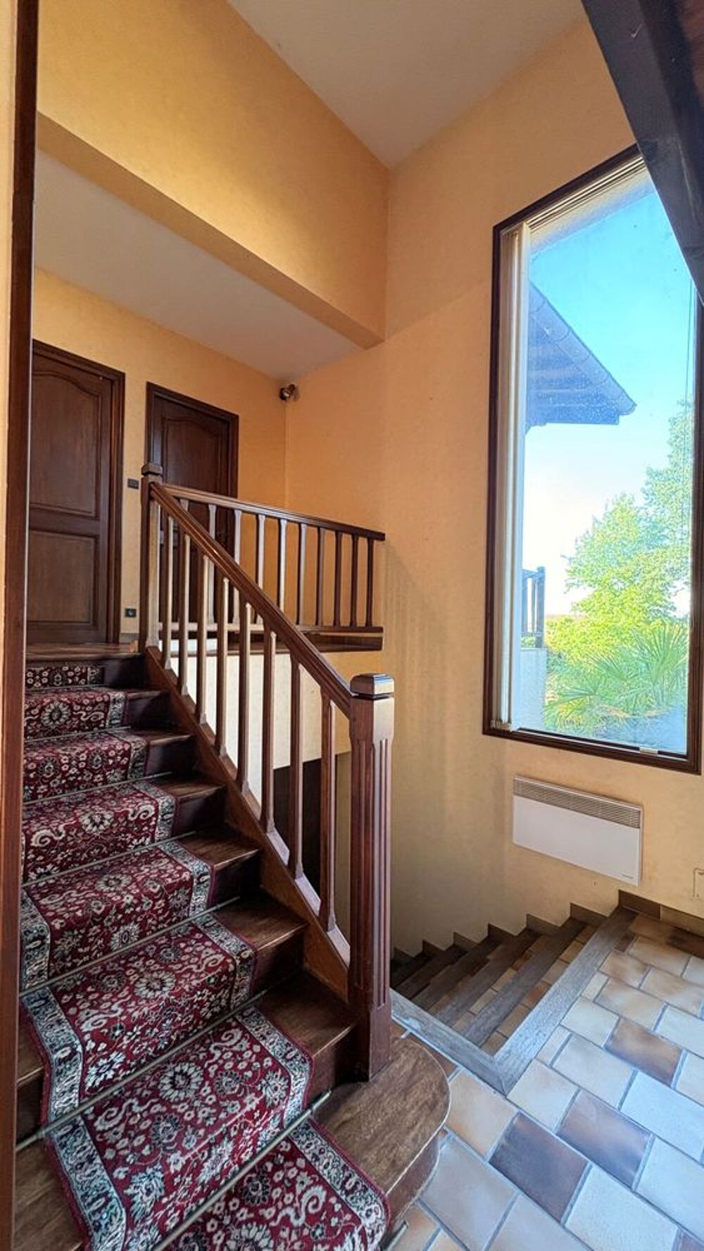 Vente Maison DAMES NOIRES
Maison 4 000 m² de terrain arboré avec piscine Montauban