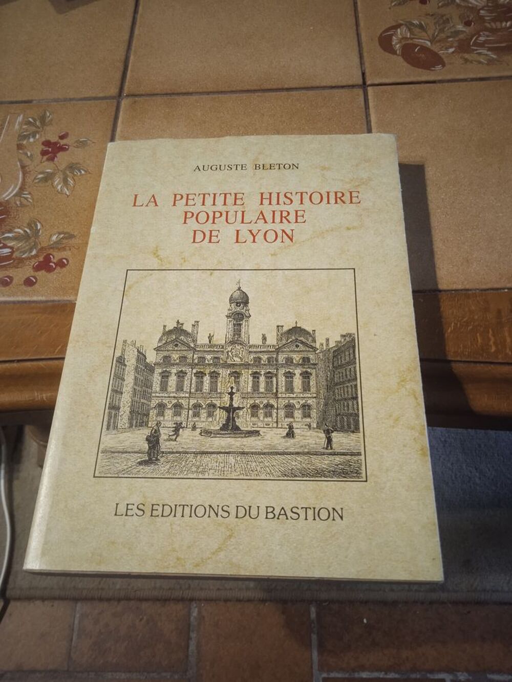 La petite histoire populaire de lyon Livres et BD