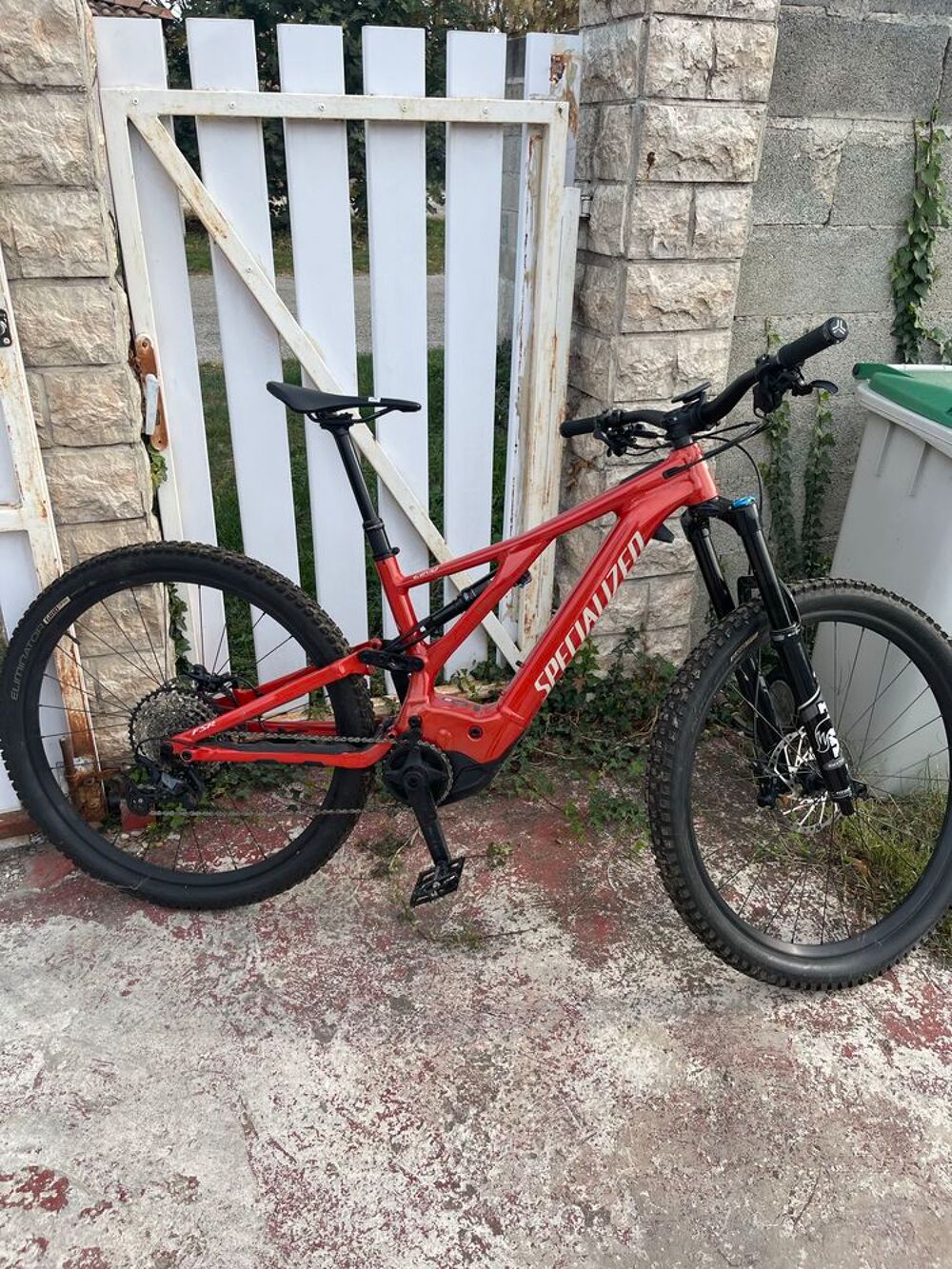 vtt &eacute;lectrique specialized turbo levo Vlos