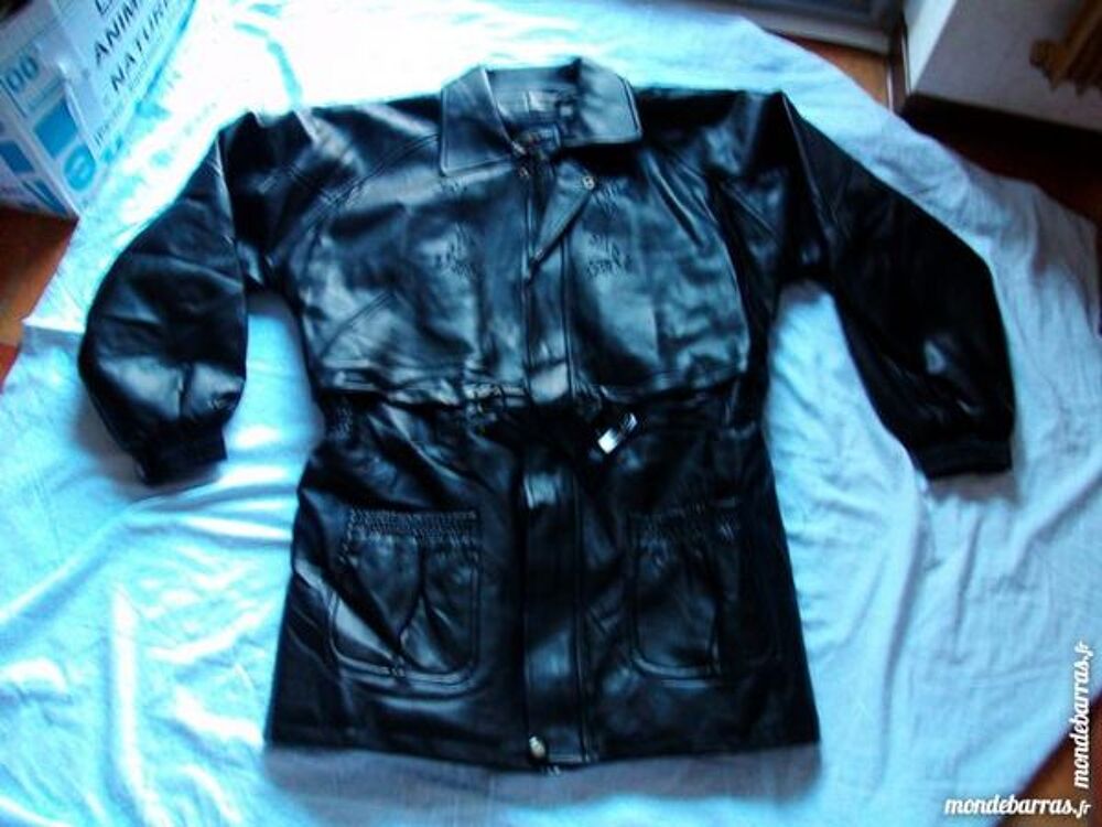 Vestes et Manteaux Taille 46/48 (et Taille L) Vêtements