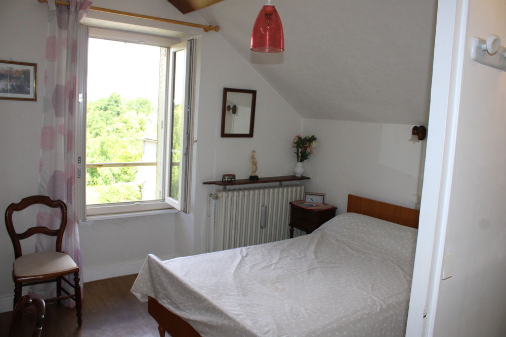 Location Appartement T2 meublé à  Saignes  ds le Cantal Saignes