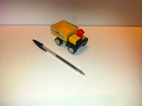 petit camion Fran�ais de marque KOSTO
5 Mirecourt (88)