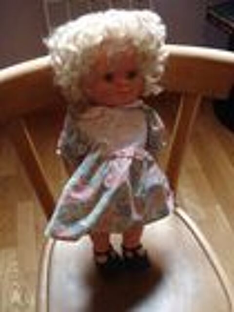 Poup�e qui parle 8 M�rignies (59)