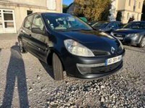 Clio III Clio 1.5 dCi 70 Expression 2007 occasion 33530 Bassens