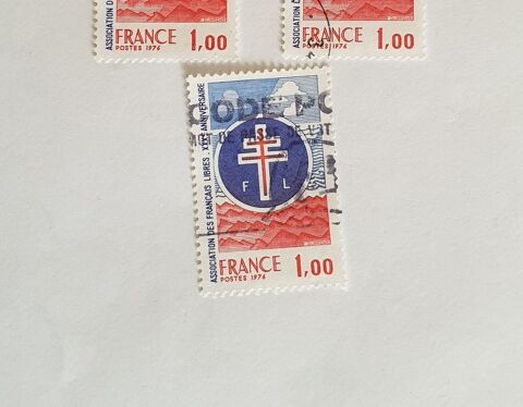 Timbre france 30�me anniversaire des fran�ais libres 1976- l 0 Marseille 9 (13)