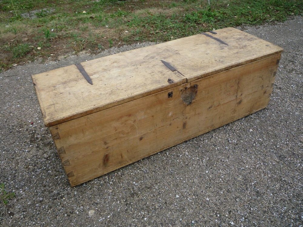 Coffre de montagne Savoyard/chalet/alpage
Meubles