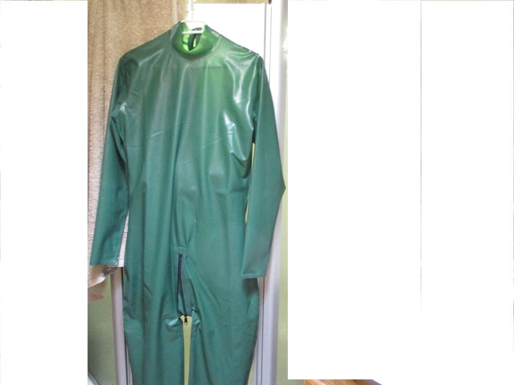combinaison en latex Taille XXL Vêtements