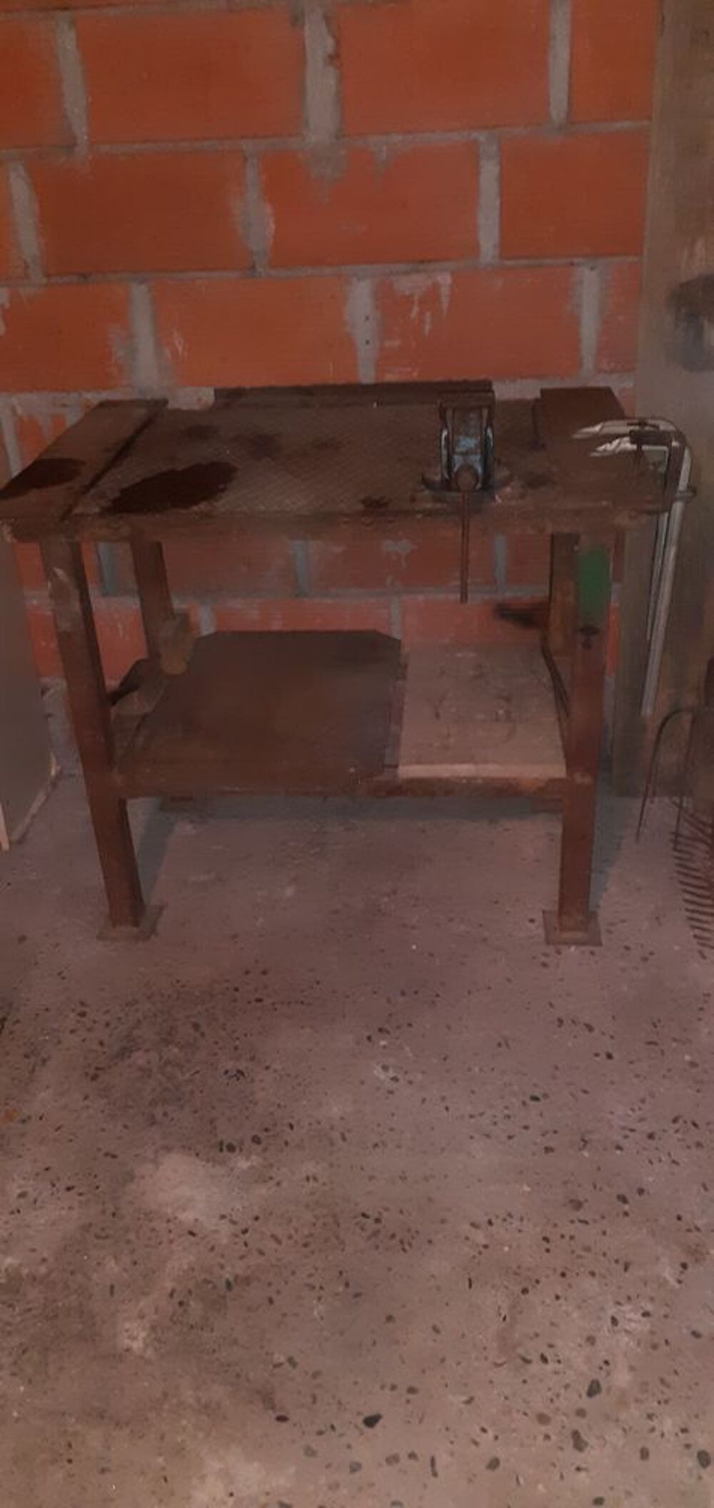Etabli enti&egrave;rement en fer Bricolage